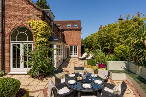 Arrange a viewing for High Street, Chieveley, RG20
