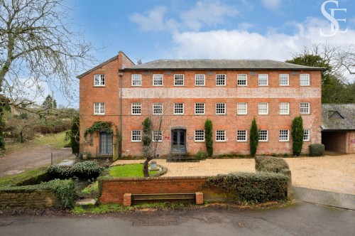 Arrange a viewing for Dandridges Mill, East Hanney, OX12