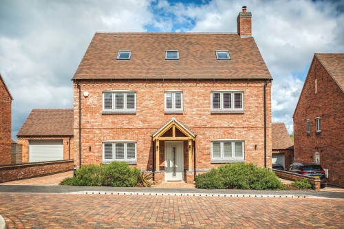Arrange a viewing for Chestnut Close, Draycott-In-The-Clay, DE6