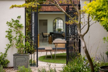 image of 17 Pittville Crescent, Cheltenham