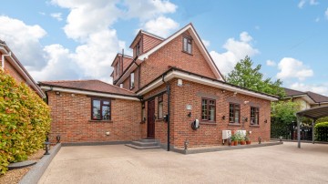 image of 2 Wellesley Avenue, Northwood