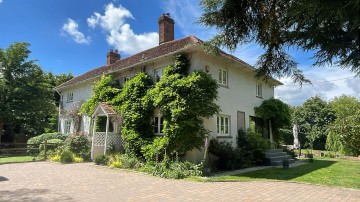 image of The Old Farmhouse Easthampstead Road, Wokingham