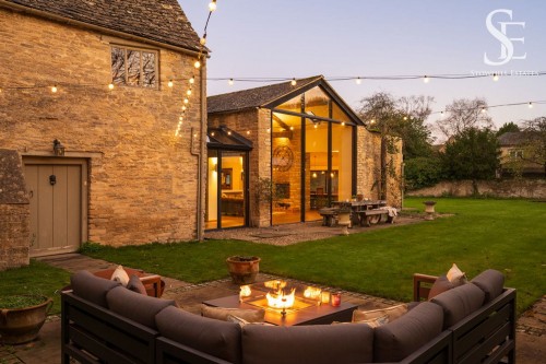 Arrange a viewing for Weald, Bampton, OX18