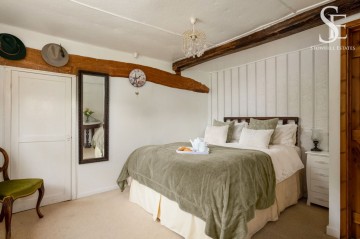 image of La Rosalie High Street, Childrey