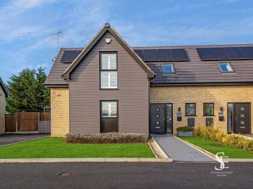 image of 2 Paddock View Cocks Lane, Warfield