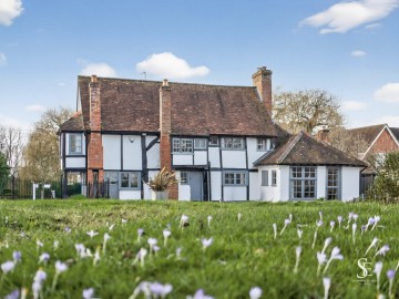 image of Thatch Cottage The Street, Shurlock Row