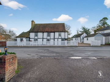 image of Thatch Cottage The Street, Shurlock Row