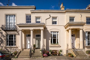 image of 2 Lansdown Parade, Cheltenham
