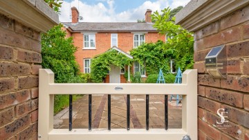 image of 3 The Hollies Old Wokingham Road, Wokingham