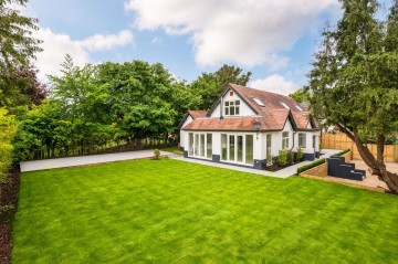 image of Hazel Grove, 1 Drayton Road, Sutton Courtenay