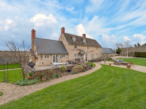 Arrange a viewing for Warrens Cross, Lechlade, GL7