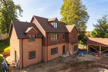 image of No 4 Oak Tree Drive, Newtown