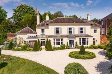image of Pershore House Defford Road, Pershore