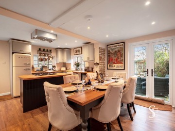 image of 3 Old Kiln Cottages Malders Lane, Maidenhead