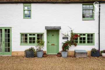 image of Brambletye Cottage North Green, West Hanney