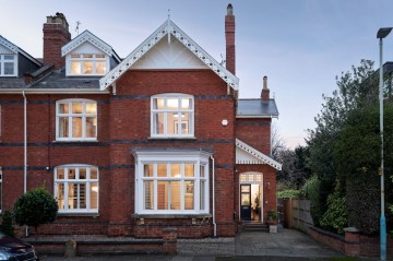 image of 11 Eldorado Crescent, Cheltenham
